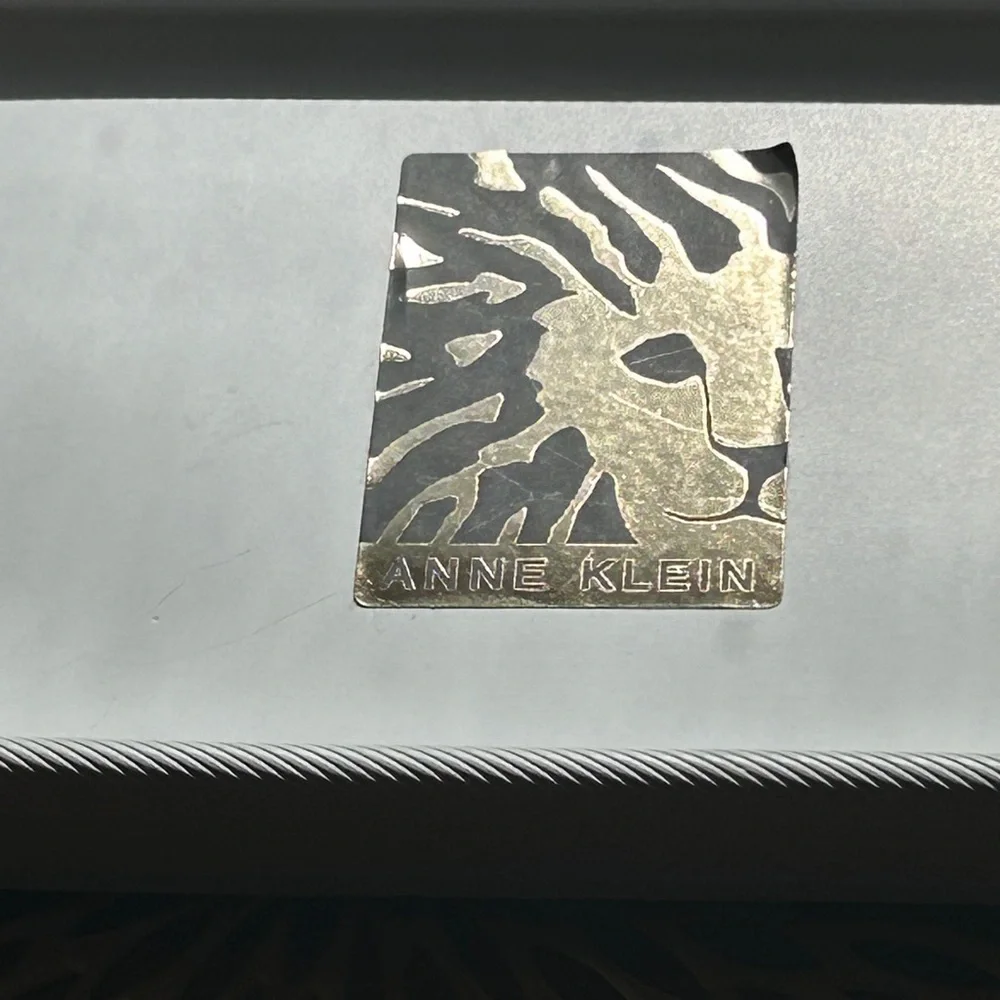 Anne Klein Home Modern White Rectangular Tray NEW
